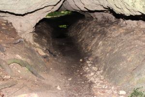 Partway through the Bluff Trail Tunnel Cave