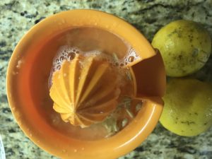 Juicing lemons